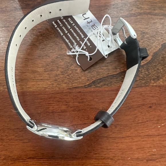 NWT, Skagen Woman's Watch - Picture 4 of 5